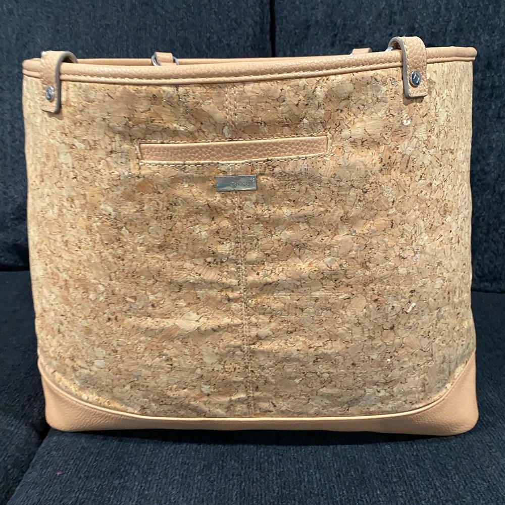 Tan Jewell Cork Thirty One tote